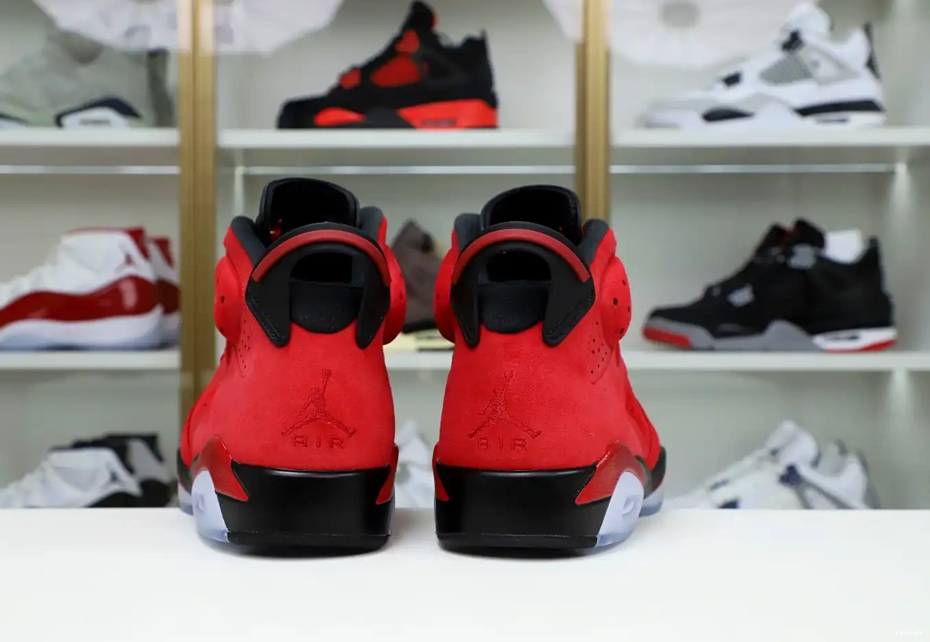 6 Jordan Retro 